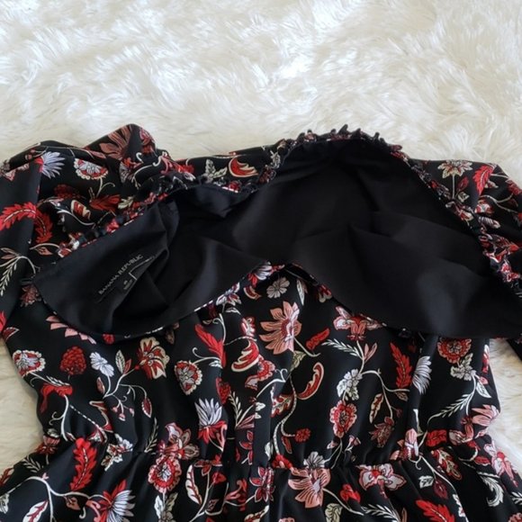 Banana Republic Dress Long Sleeved Black Floral Midi Length Size 8 - Picture 10 of 11
